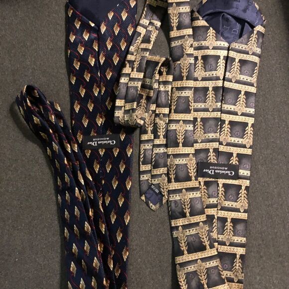 BUNDLE of 2 Christian Dior Ties - Picture 9 of 9